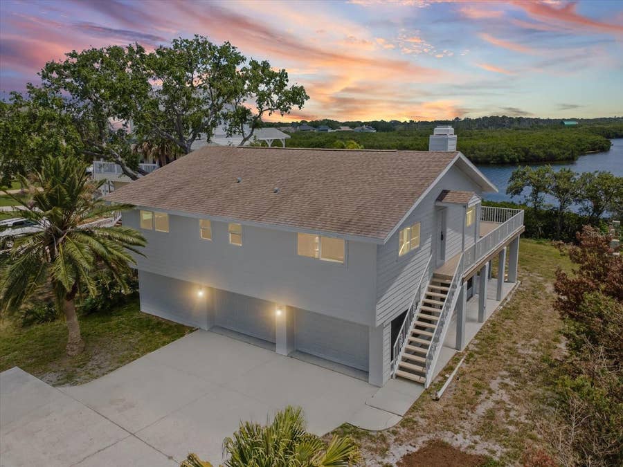 Property photo for 1647 SEA BREEZE DRIVE, Tarpon Springs, FL