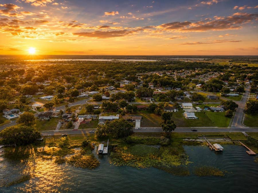 Property photo for 1316 LAKE ARIANA BOULEVARD, Auburndale, FL