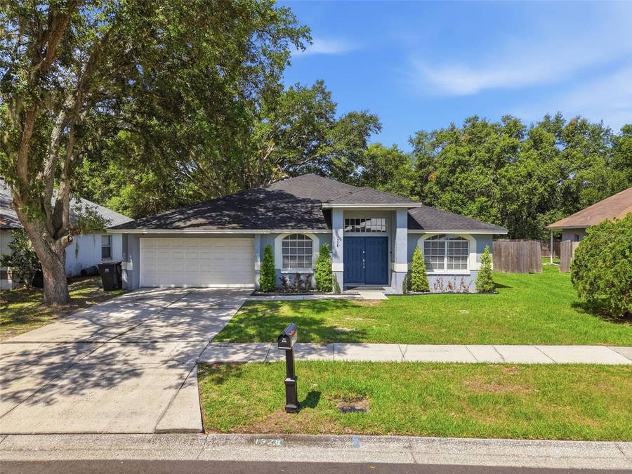 Property photo for 1328 GANGPLANK DRIVE, Valrico, FL