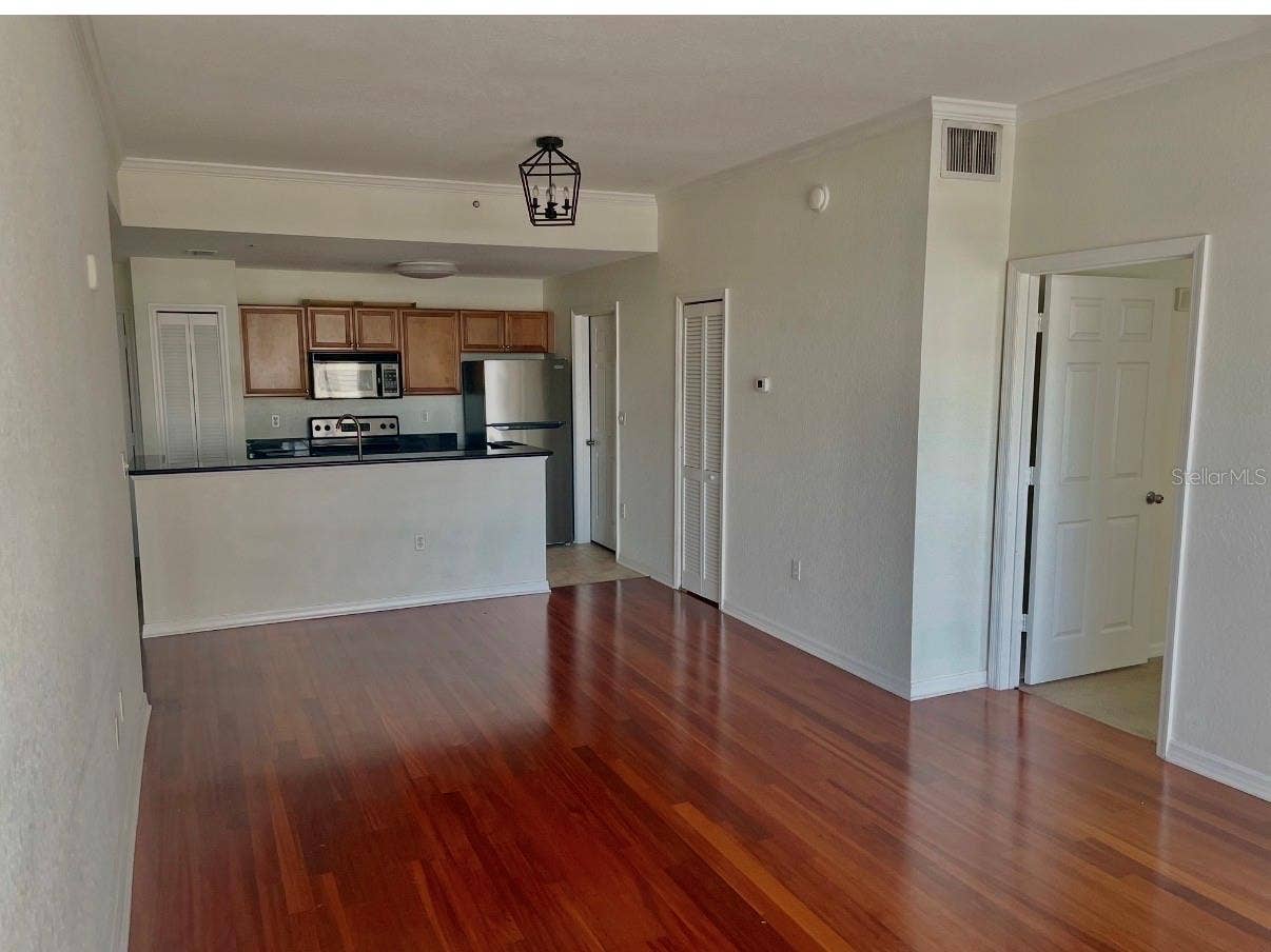 700 S HARBOUR ISLAND BOULEVARD, #536, Tampa, FL 33602 Living/Door to Master