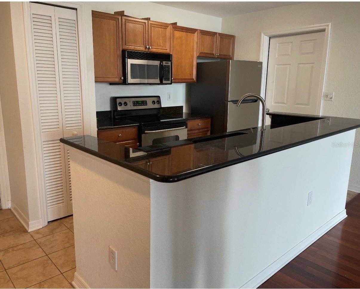 700 S HARBOUR ISLAND BOULEVARD, #536, Tampa, FL 33602 Kitchen/Granite Counters