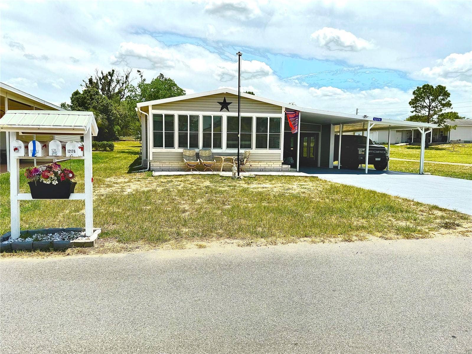 12176 EVANTIDE AVENUE, Brooksville, FL 34613 12176 EVANTIDE AVENUE, Brooksville, FL 34613