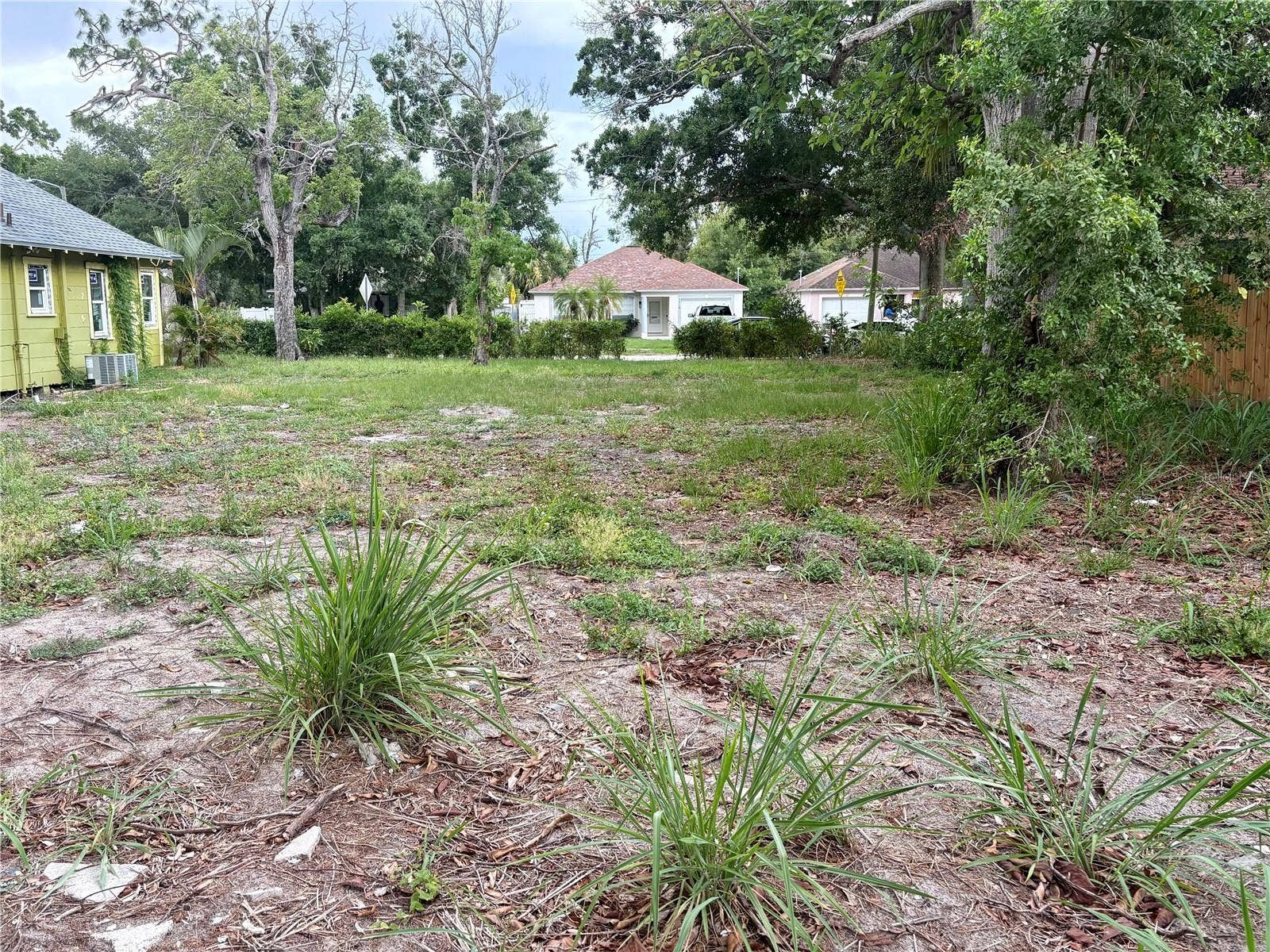 17TH AVENUE S, St Petersburg, FL 33711 17TH AVENUE S, St Petersburg, FL 33711