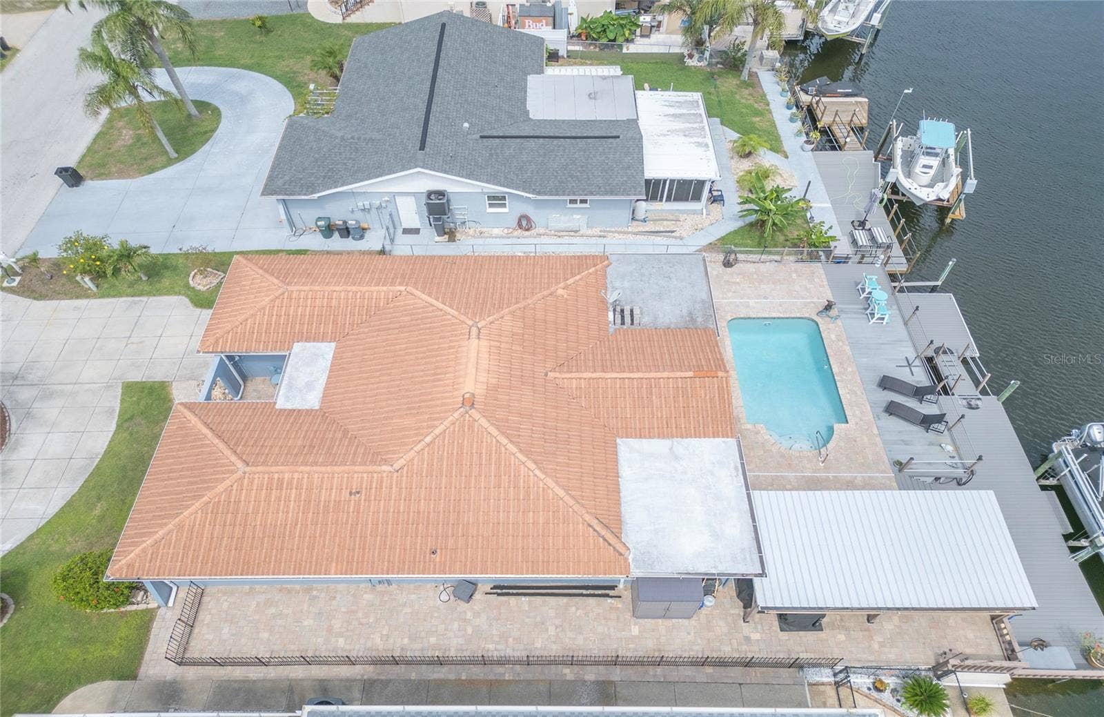 7039 SOUTHWIND DRIVE, Hudson, FL 34667 7039 SOUTHWIND DRIVE, Hudson, FL 34667