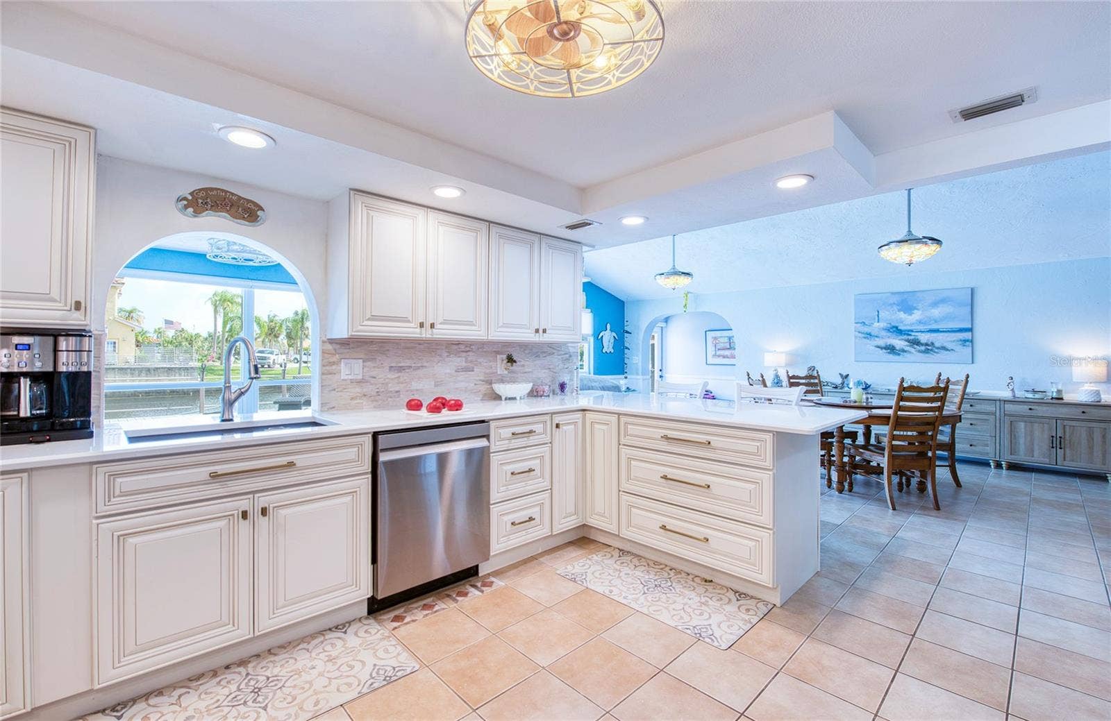 7039 SOUTHWIND DRIVE, Hudson, FL 34667 7039 SOUTHWIND DRIVE, Hudson, FL 34667
