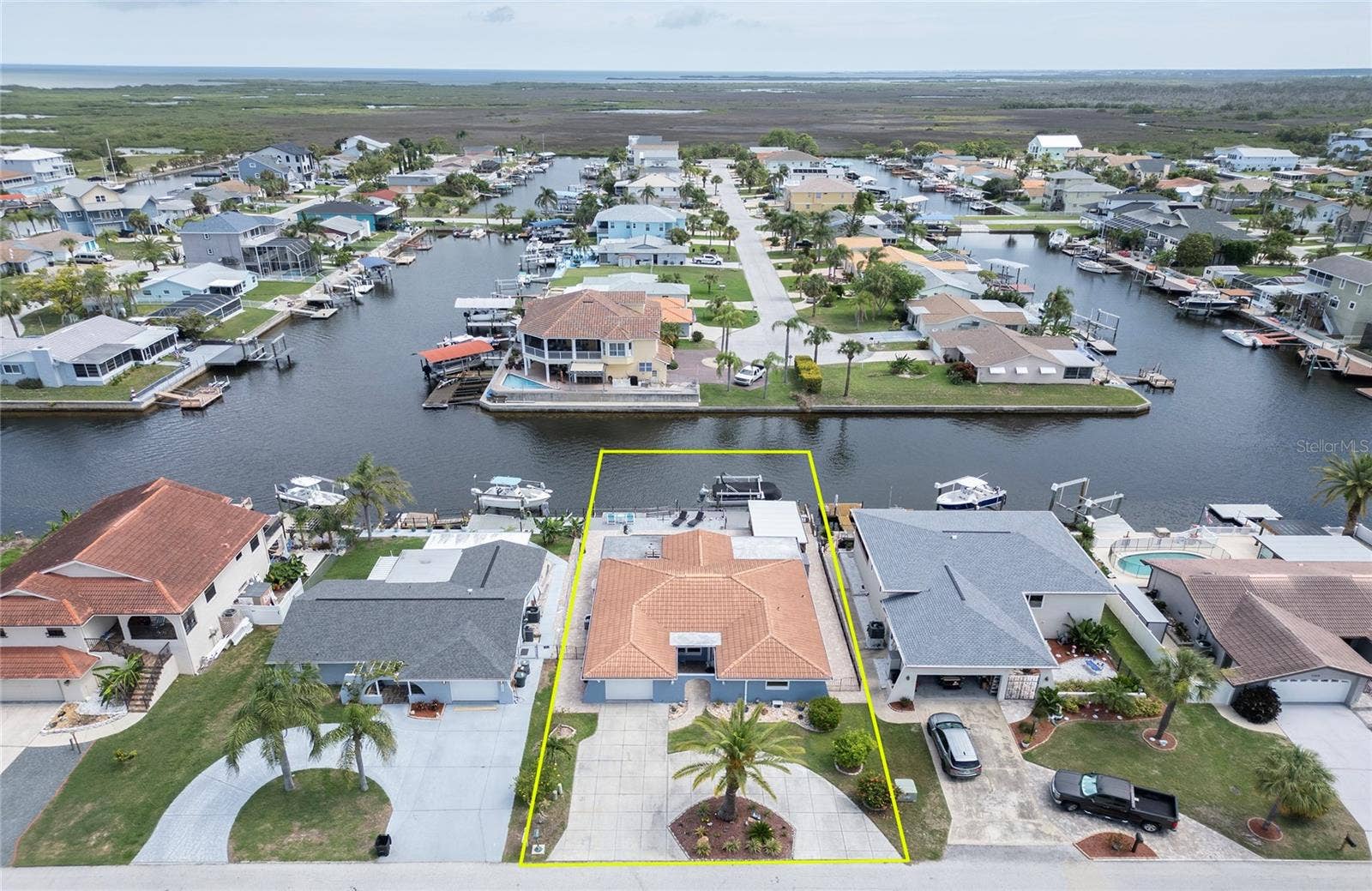 7039 SOUTHWIND DRIVE, Hudson, FL 34667 7039 SOUTHWIND DRIVE, Hudson, FL 34667