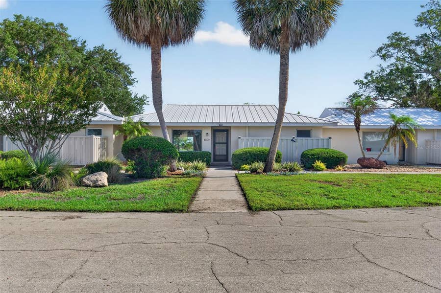 Property photo for 11643 W KING FISHER COURT, #200, Crystal River, FL