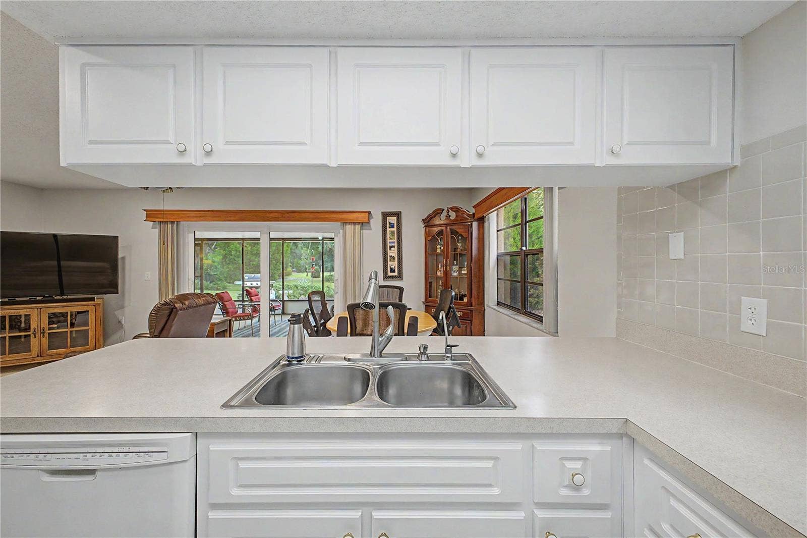 8270 SYCAMORE DRIVE, New Port Richey, FL 34654 8270 SYCAMORE DRIVE, New Port Richey, FL 34654