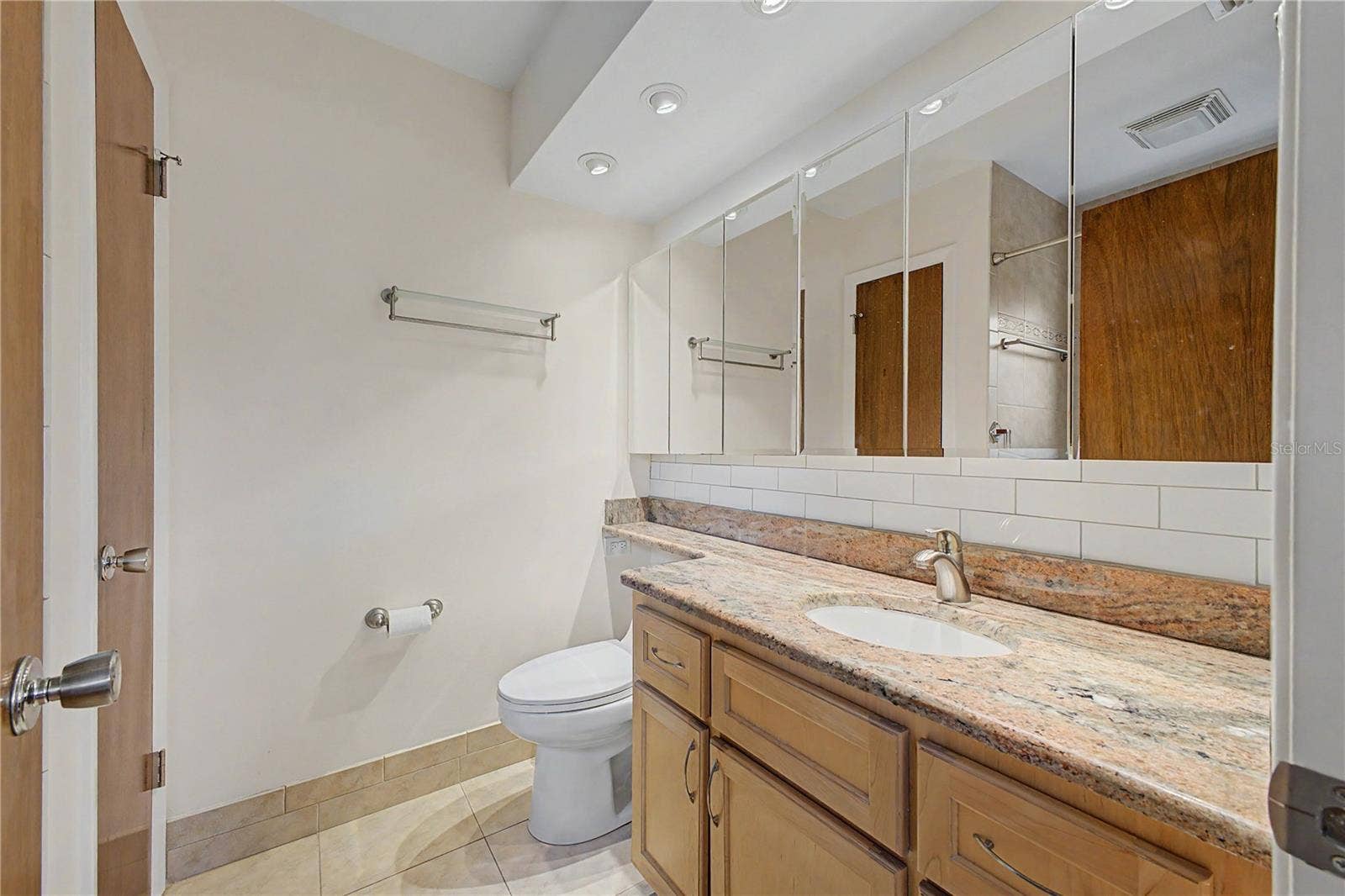 8270 SYCAMORE DRIVE, New Port Richey, FL 34654 8270 SYCAMORE DRIVE, New Port Richey, FL 34654