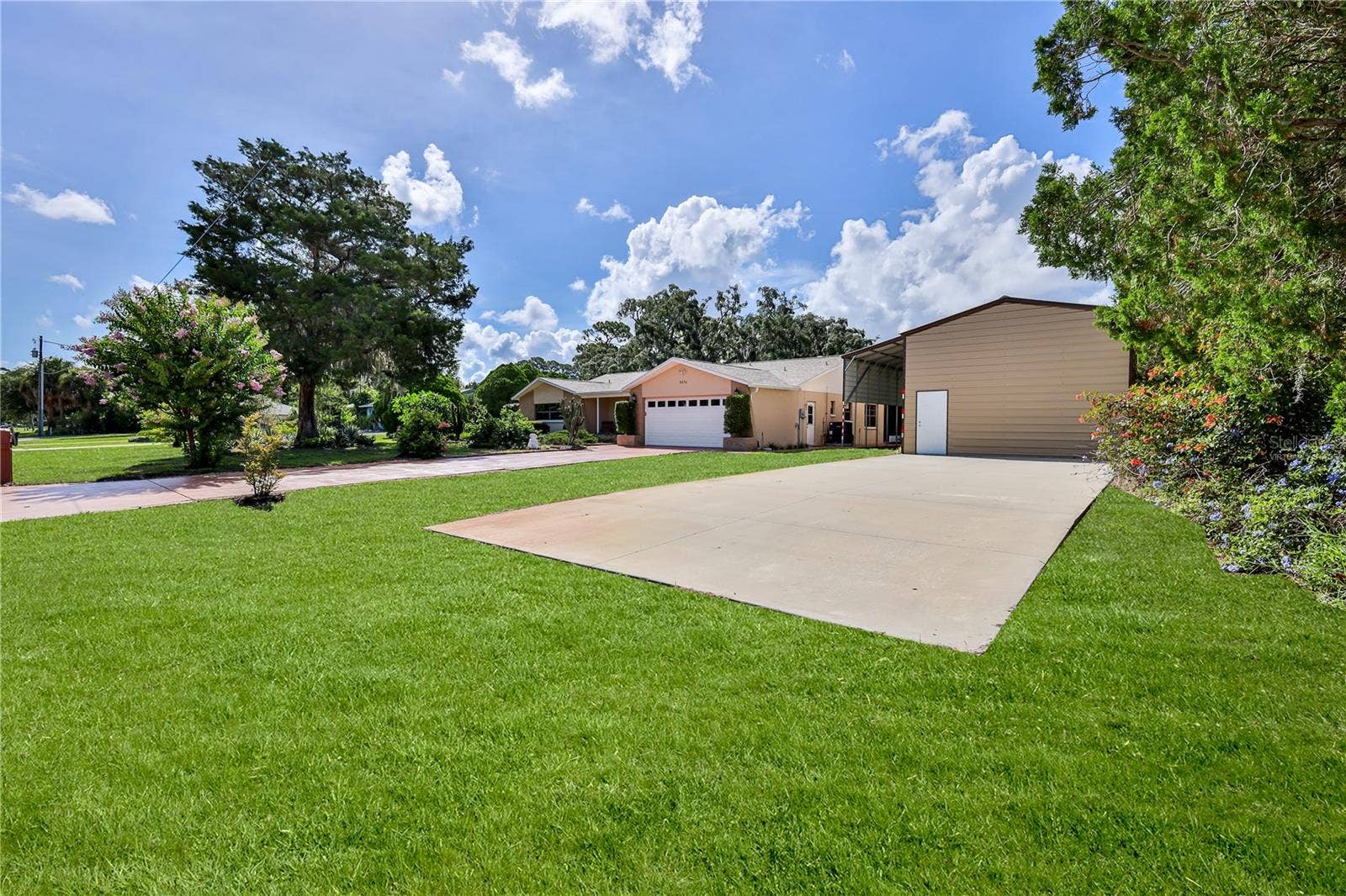 8270 SYCAMORE DRIVE, New Port Richey, FL 34654 virtually staged