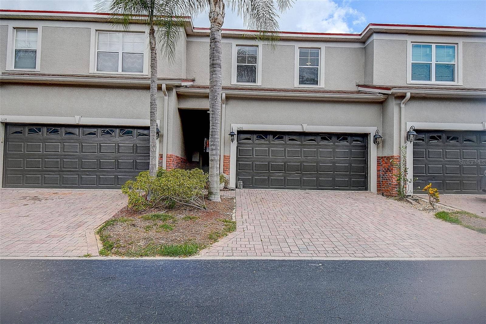 1426 HILLVIEW LANE, Tarpon Springs, FL 34689 1426 HILLVIEW LANE, Tarpon Springs, FL 34689