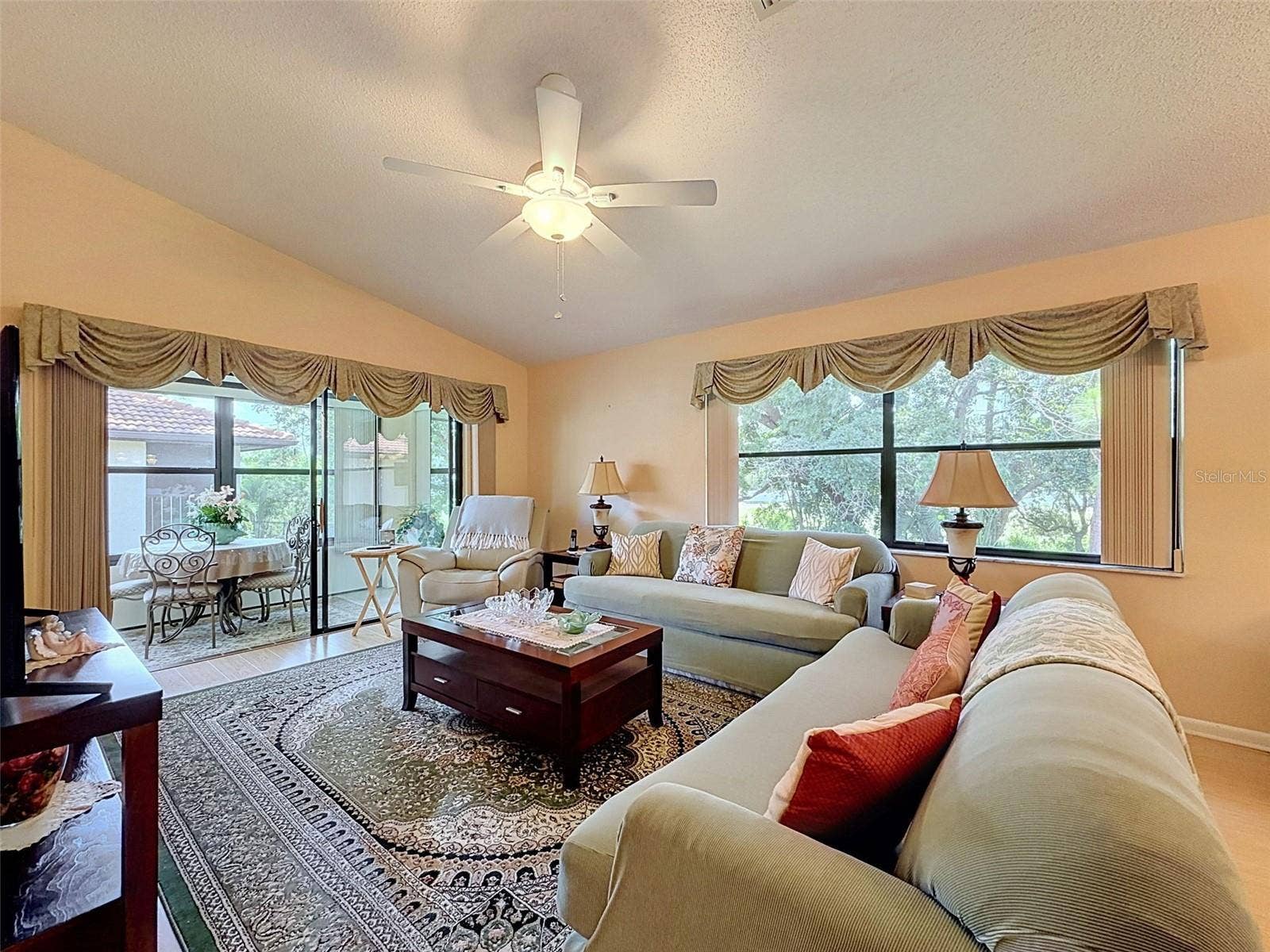 1309 HAMMOCK PINE BOULEVARD, #1309, Clearwater, FL 33761 1309 HAMMOCK PINE BOULEVARD, #1309, Clearwater, FL 33761
