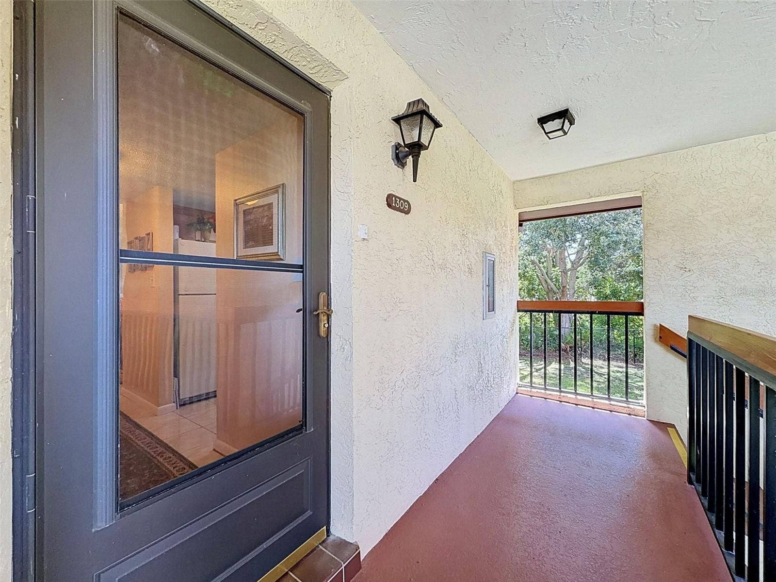 1309 HAMMOCK PINE BOULEVARD, #1309, Clearwater, FL 33761 Entrance