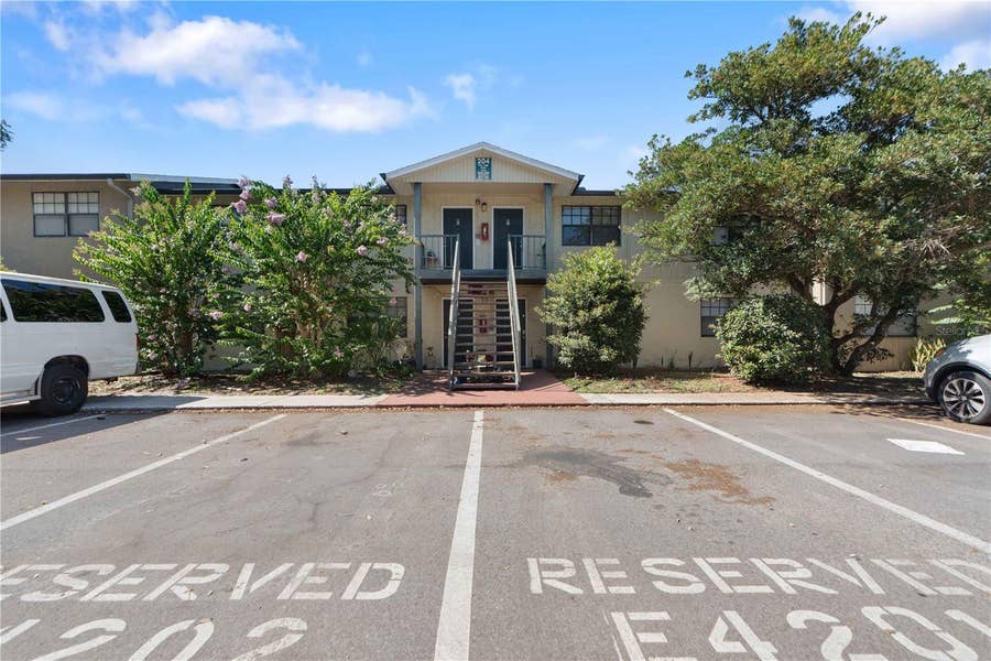 Property photo for 204 PINE TULIP COURT, #201, Tampa, FL