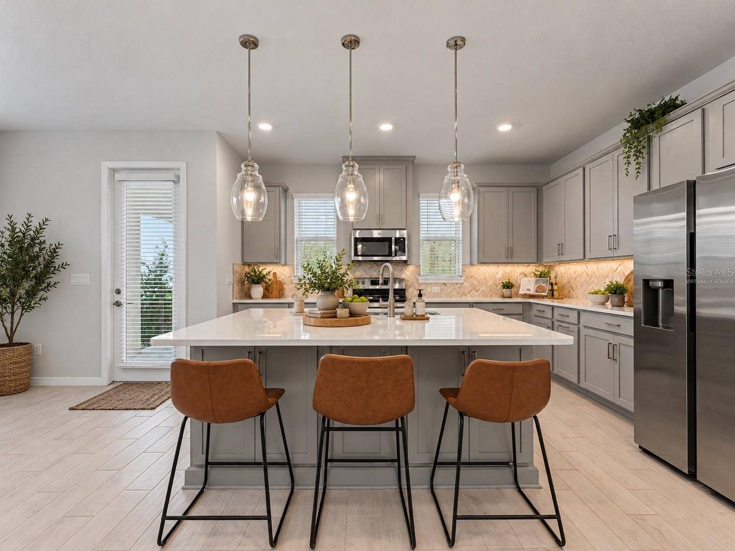 13631 RANGELAND BOULEVARD, Odessa, FL 33556 virtually staged kitchen