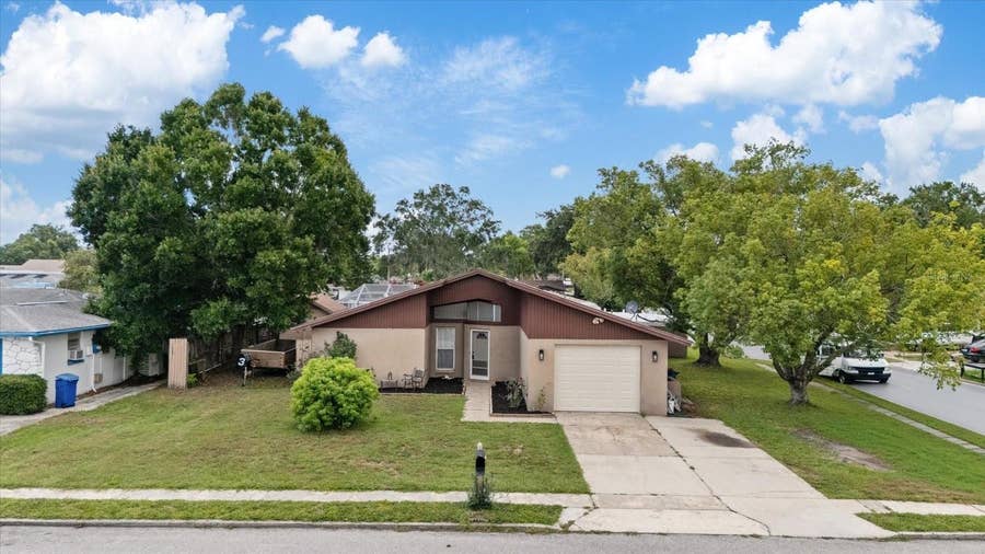 Property photo for 5653 LIMA DRIVE, Holiday, FL