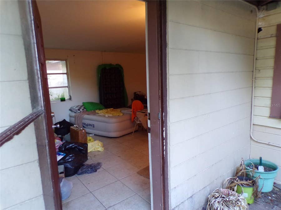 Property photo for 1938 VIRGINIA AVENUE, Tarpon Springs, FL