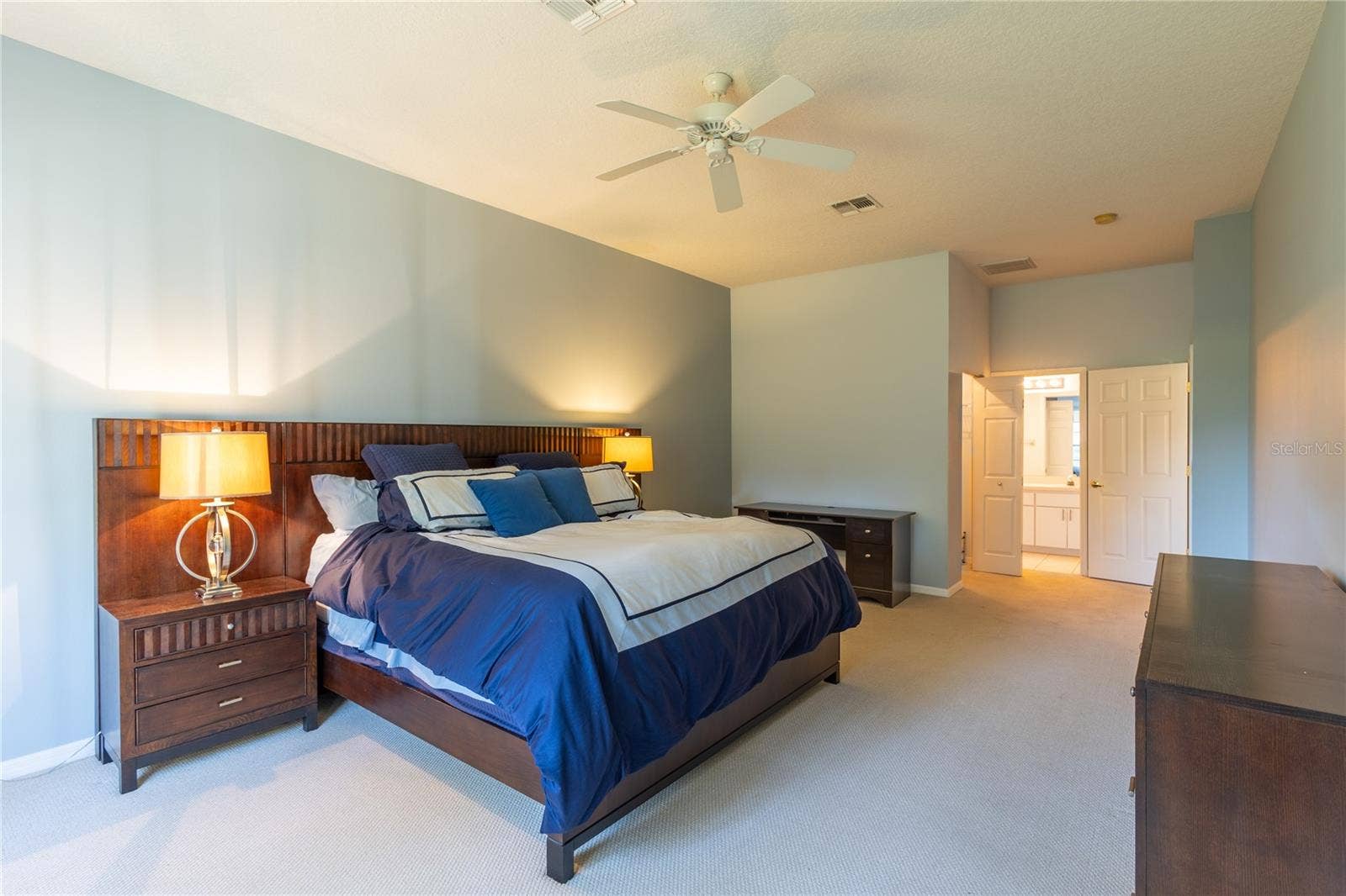 7541 MOORGATE COURT, New Port Richey, FL 34654 7541 MOORGATE COURT, New Port Richey, FL 34654
