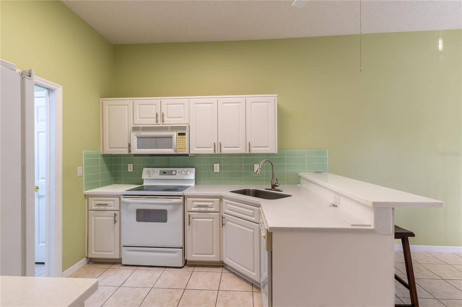 7541 MOORGATE COURT, New Port Richey, FL 34654 7541 MOORGATE COURT, New Port Richey, FL 34654