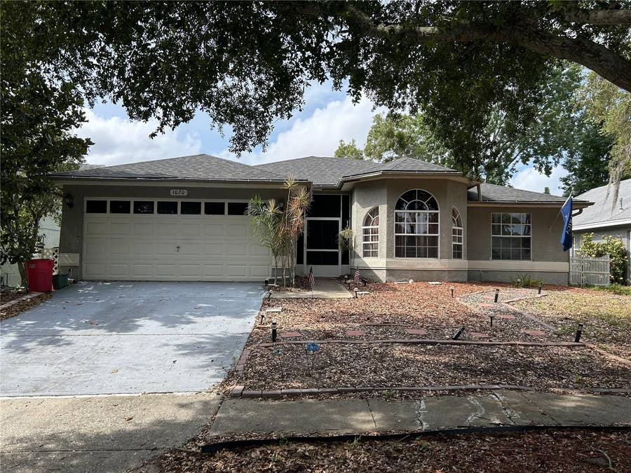 Property photo for 1070 CAPTAINS WAY, Tarpon Springs, FL