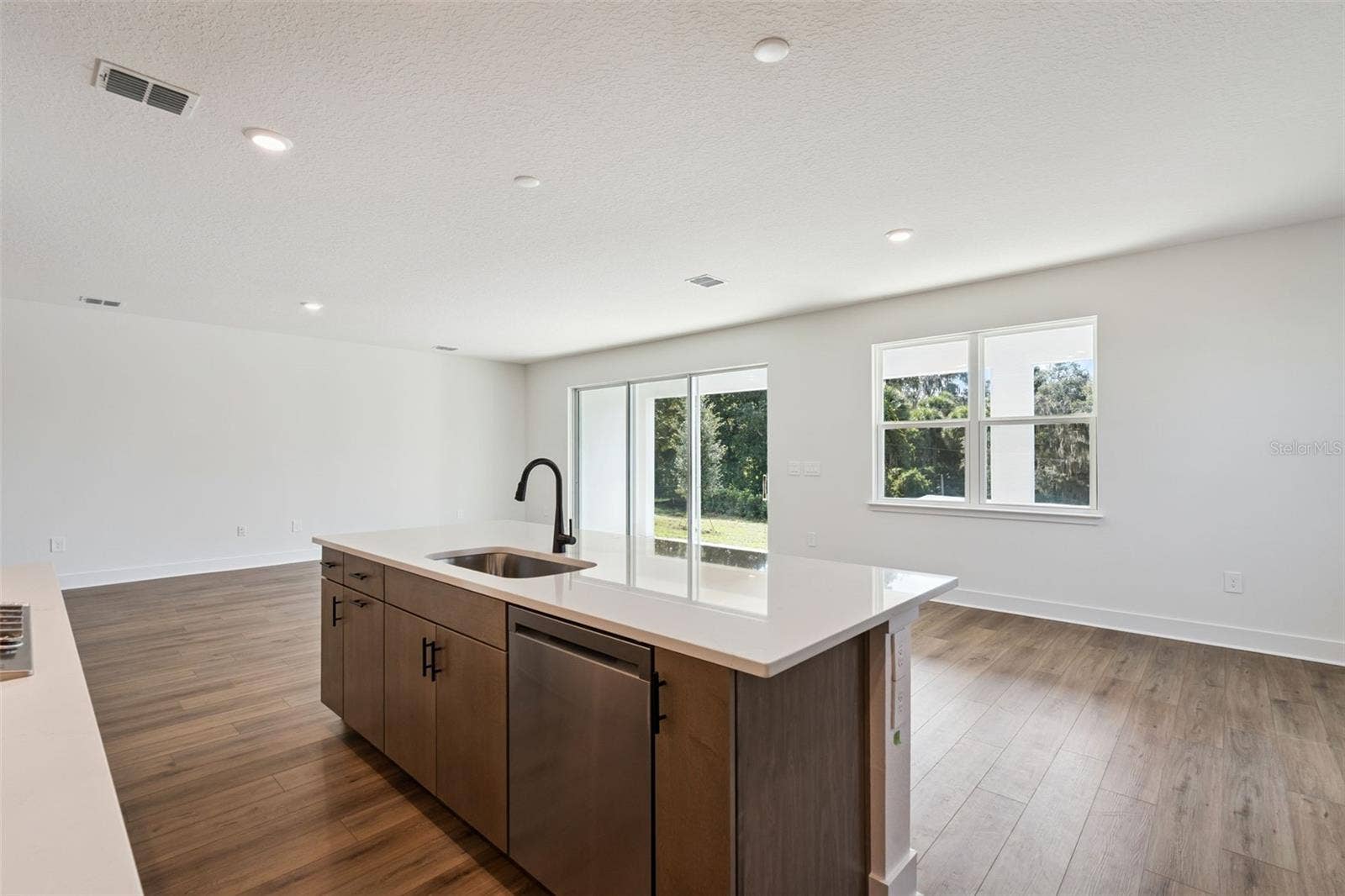 714 EMERALD GROVE DRIVE, Apopka, FL 32703 714 EMERALD GROVE DRIVE, Apopka, FL 32703