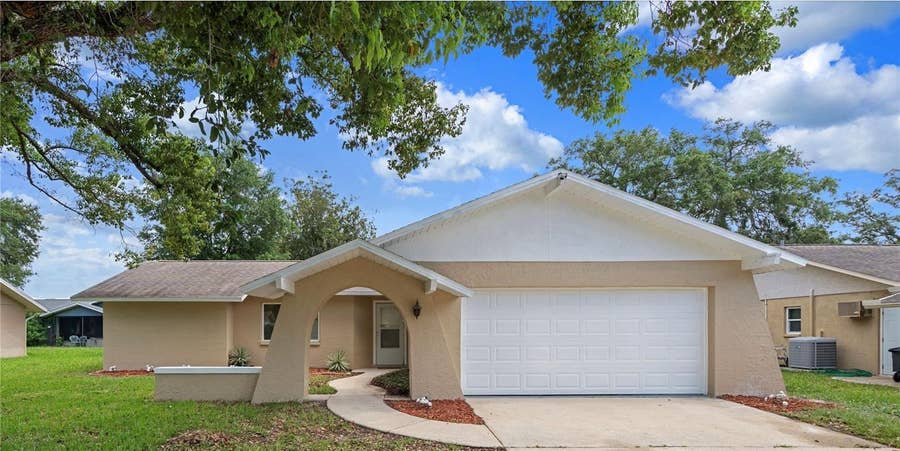 Property photo for 8643 WOODBRIDGE DR, New Port Richey, FL