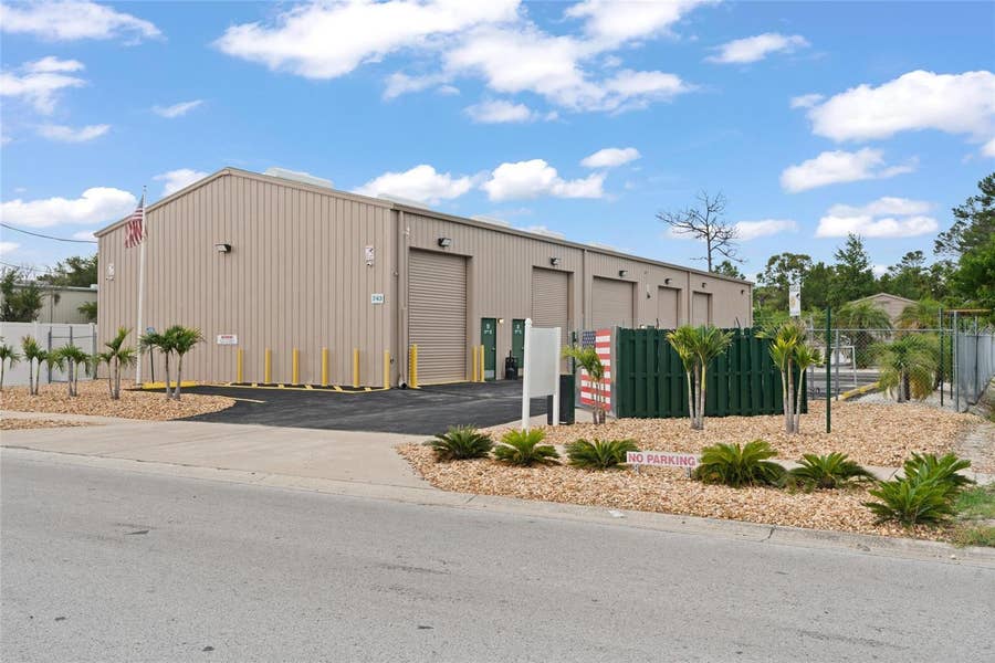 Property photo for 743 WESLEY AVENUE, Tarpon Springs, FL