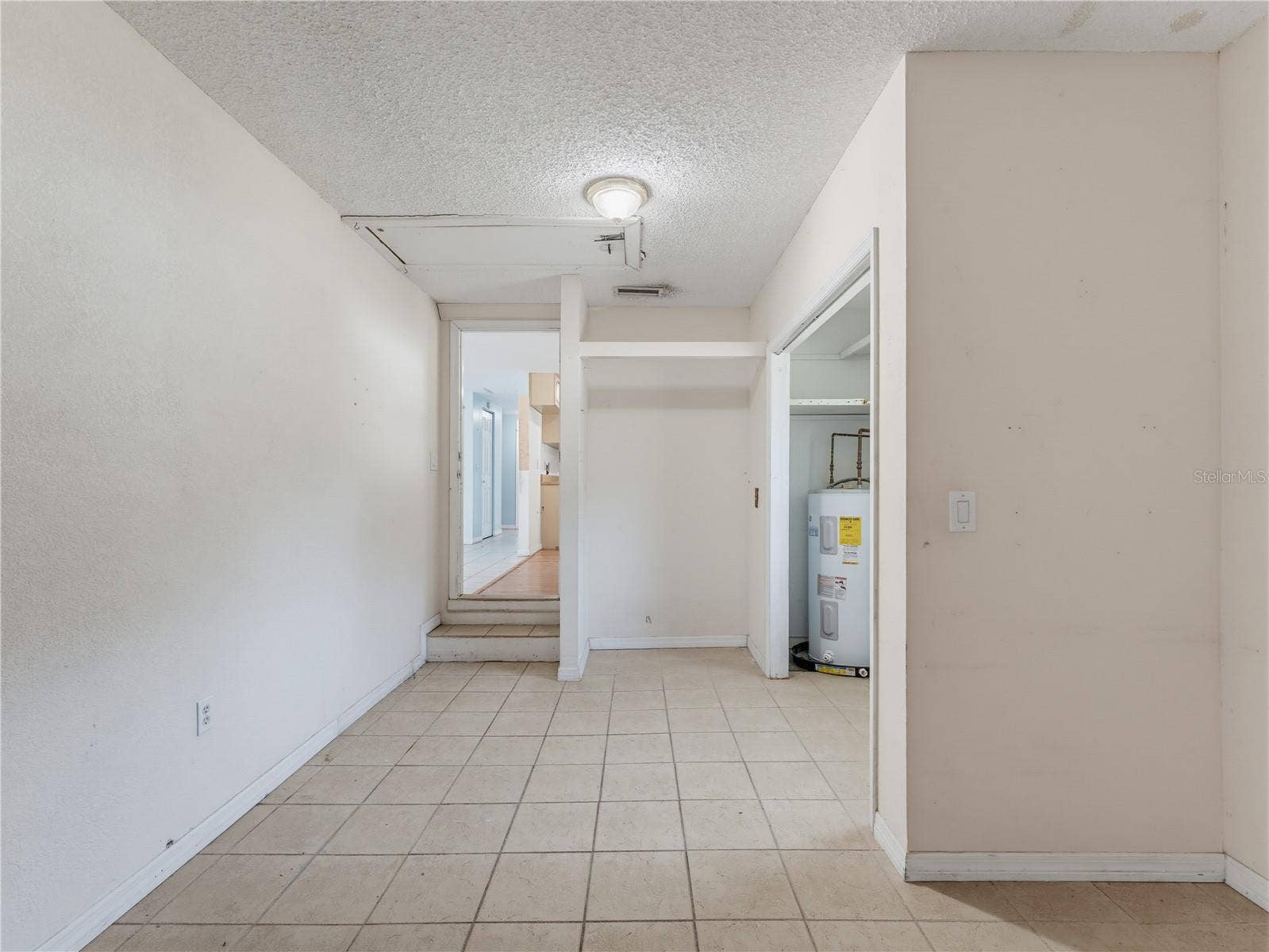 1116 E OAKWOOD STREET, Tarpon Springs, FL 34689