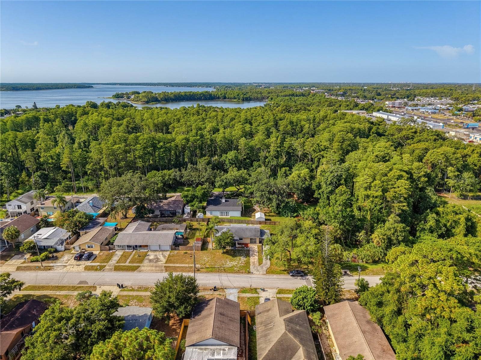 1116 E OAKWOOD STREET, Tarpon Springs, FL 34689