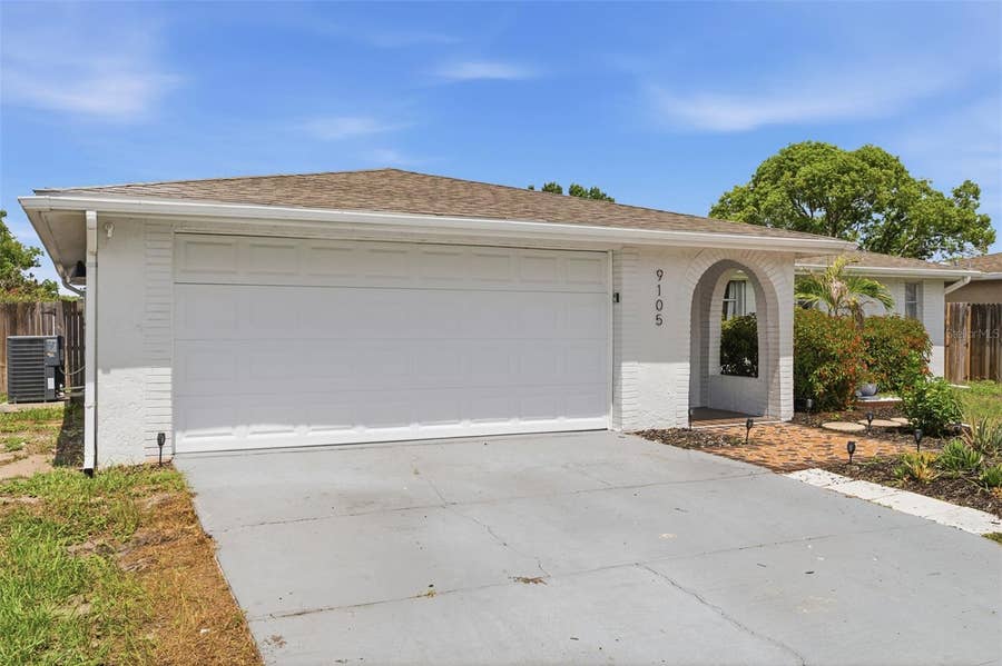 Property photo for 9105 HUNT CLUB LANE, Port Richey, FL