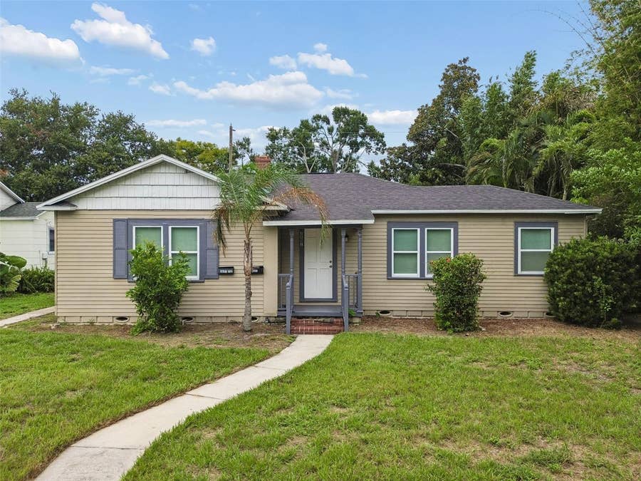 Property photo for 3601 6TH AVENUE N, St Petersburg, FL