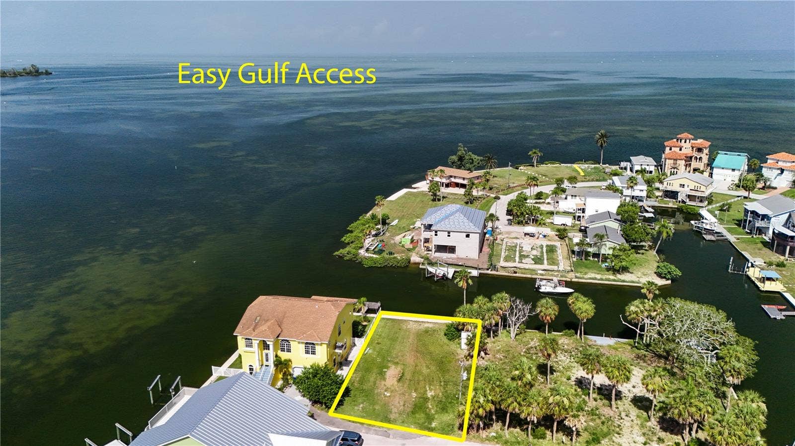 Right turn, right out to the Gulf!
