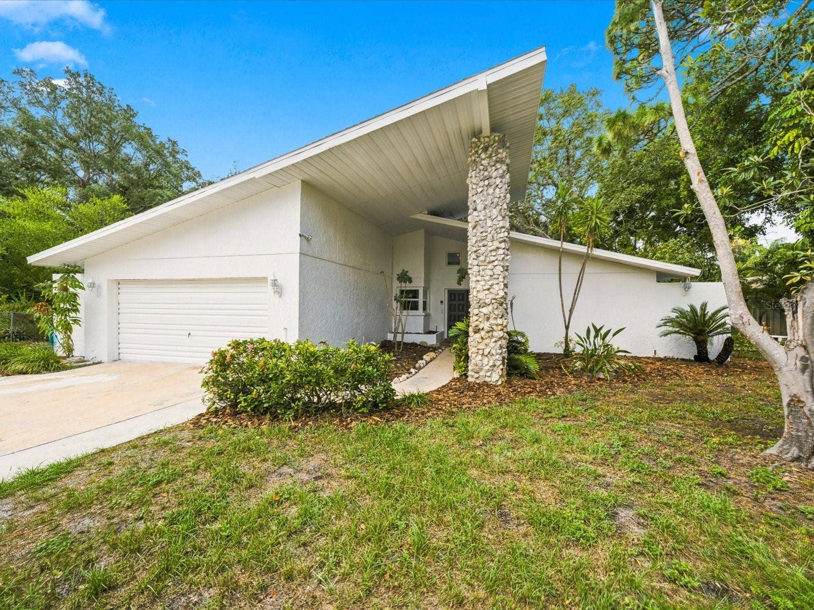 419 WAYFARER COURT, Tarpon Springs, FL 34689 419 WAYFARER COURT, Tarpon Springs, FL 34689