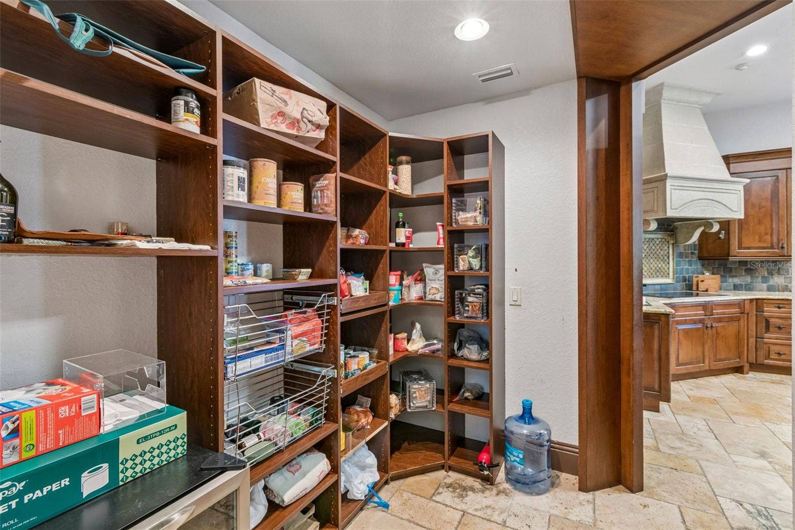 13250 BELLARIA CIRCLE, Windermere, FL 34786 13250 BELLARIA CIRCLE, Windermere, FL 34786