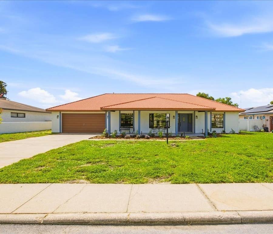 Property photo for 2004 LEISURE DRIVE, Winter Haven, FL