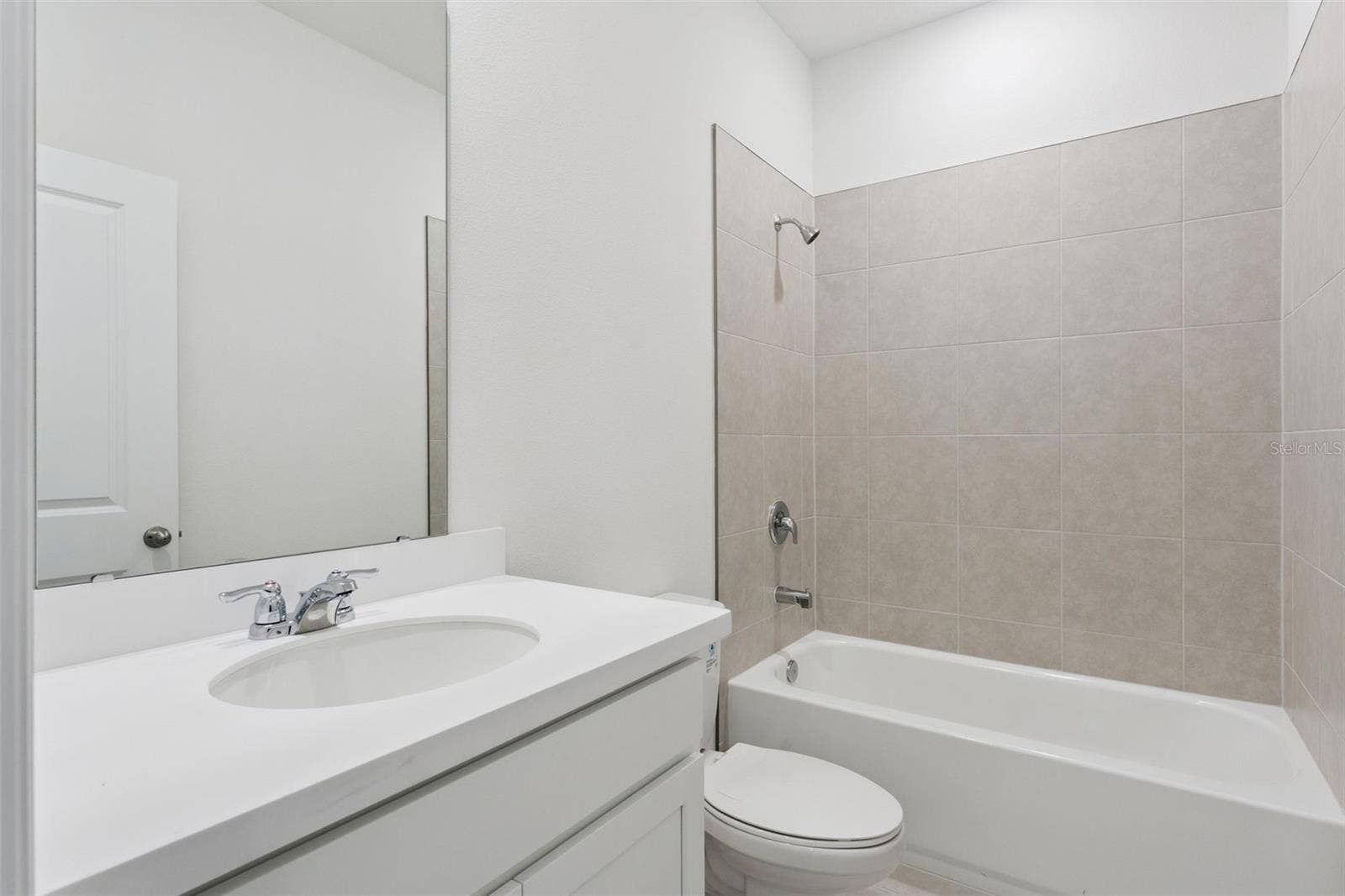 4275 DARBY COURT, Eustis, FL 32736
