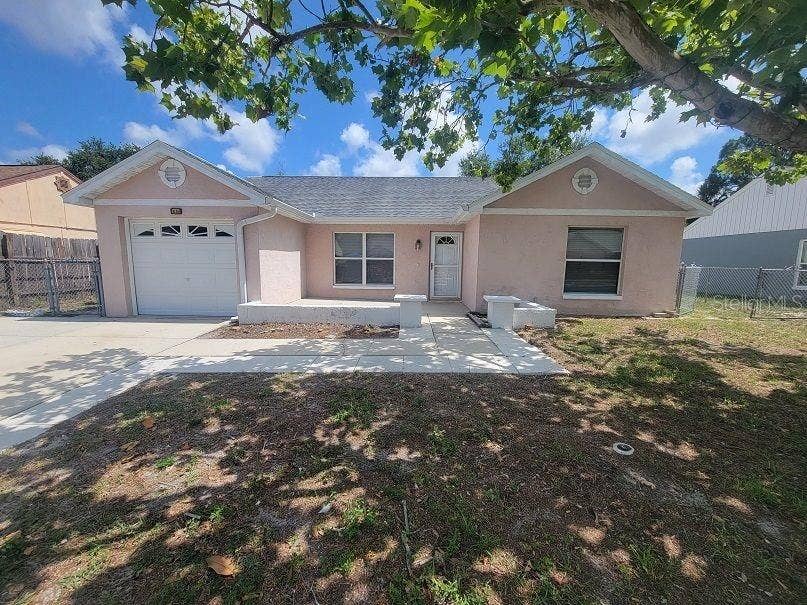 Property photo for 8224 AUTUMN OAK AVENUE, Port Richey, FL