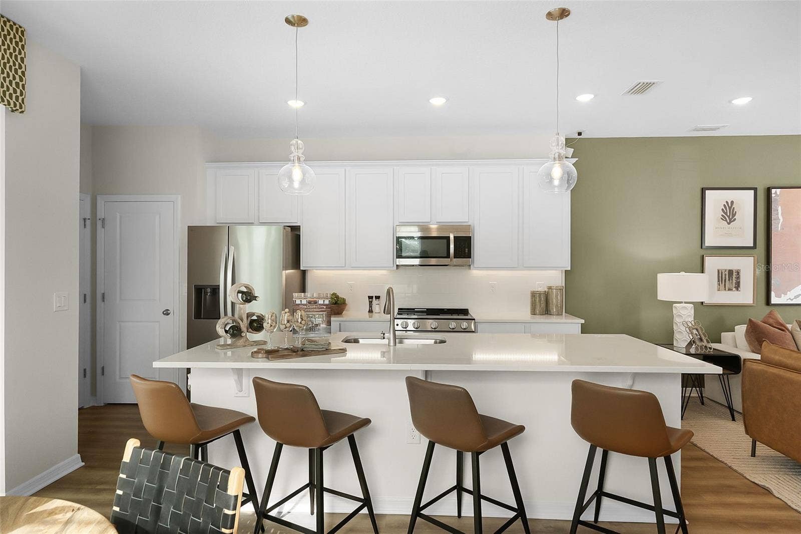 1124 CYPRESS ELM DRIVE, Deland, FL 32720 1124 CYPRESS ELM DRIVE, Deland, FL 32720