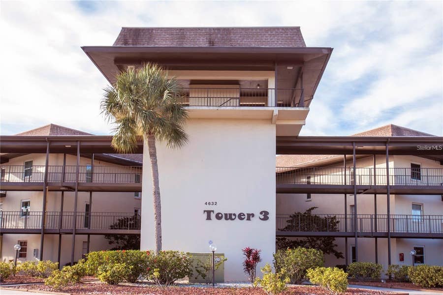Property photo for 4632 MARINE PARKWAY, #201, New Port Richey, FL