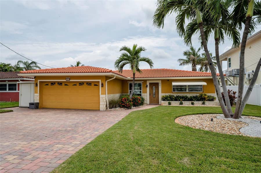Property photo for 541 CRYSTAL DRIVE, Madeira Beach, FL
