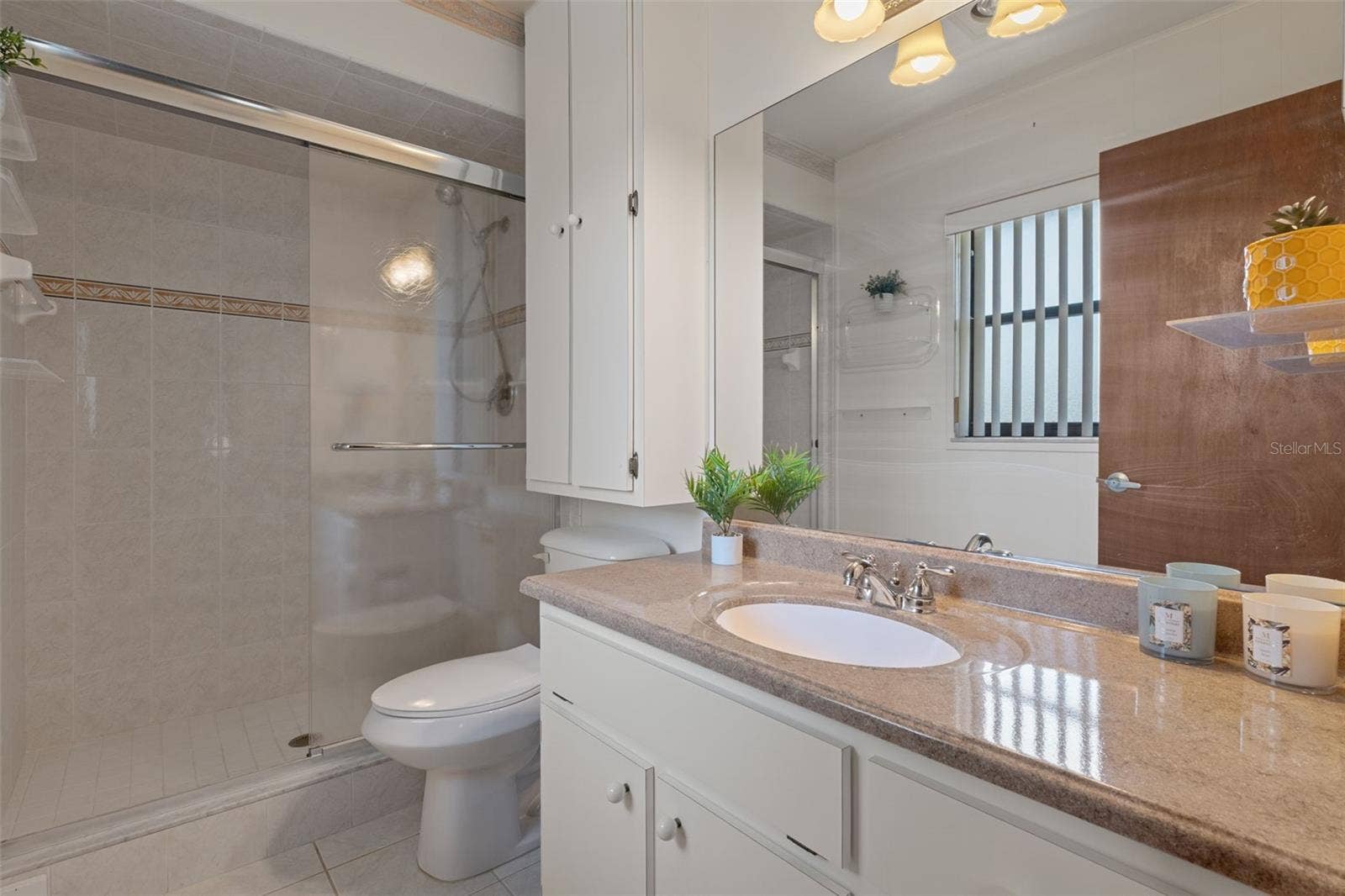 9009 HEATHER BOULEVARD, Weeki Wachee, FL 34613 Master Bathroom