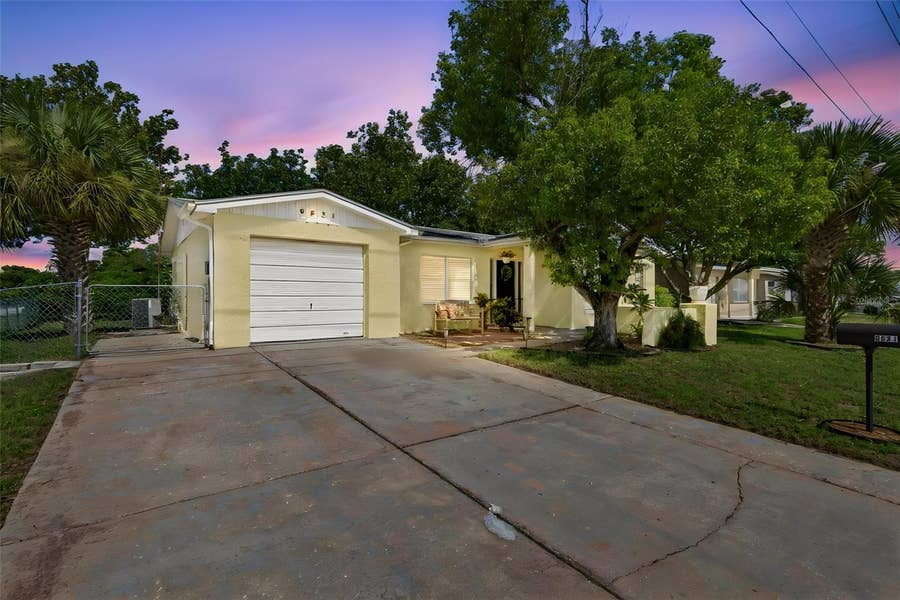 Property photo for 9631 MARLINTON LANE, Port Richey, FL