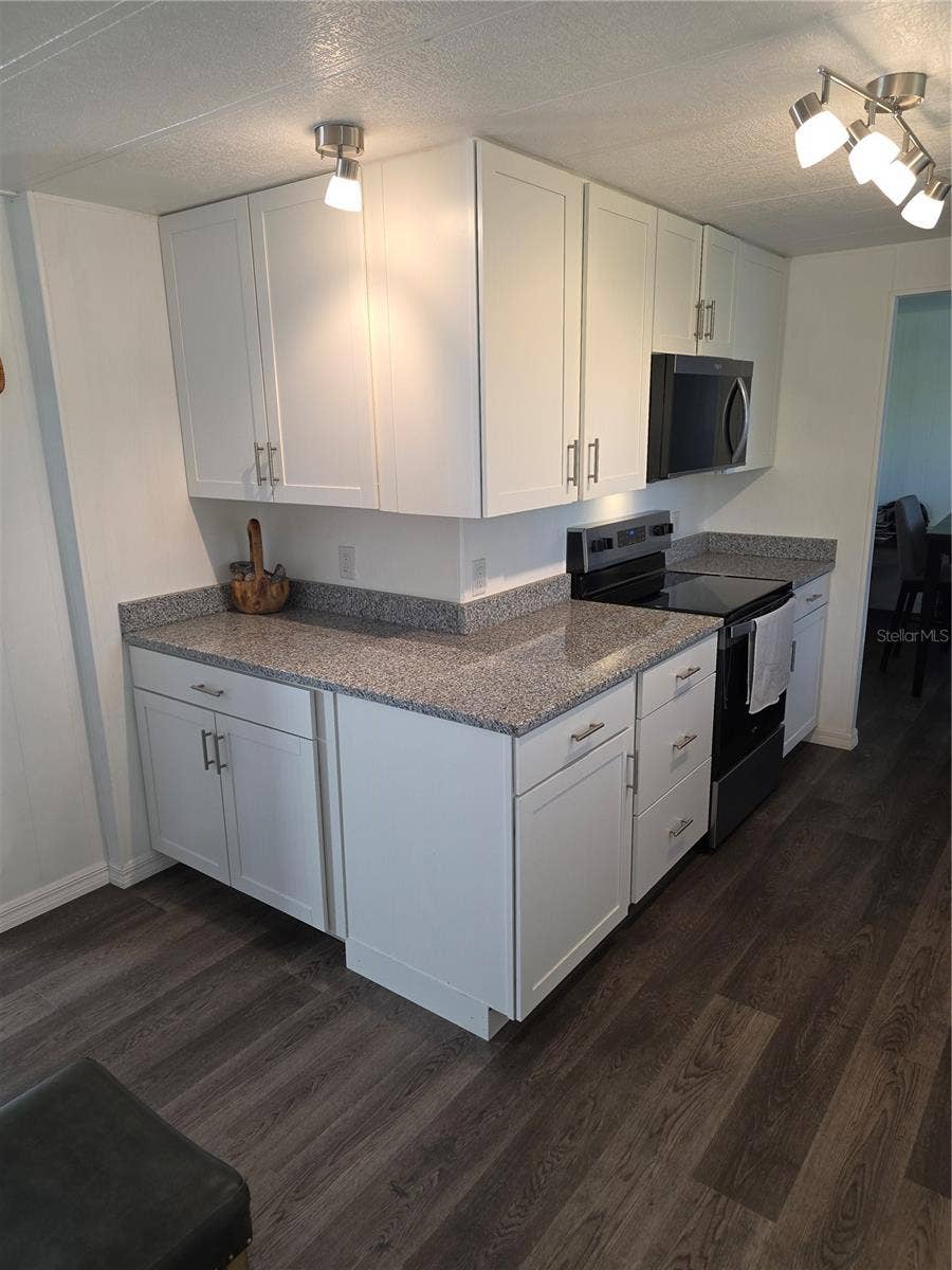 102 BAREFOOT TRAIL, Port Orange, FL 32129