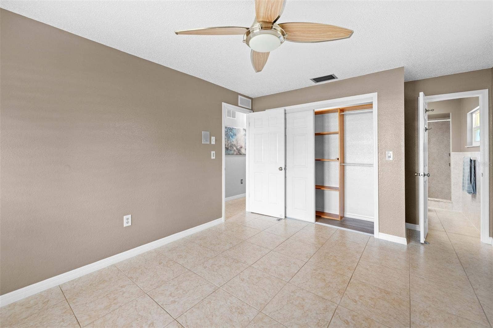 11238 KODIAK WREN ROAD, Weeki Wachee, FL 34614 11238 KODIAK WREN ROAD, Weeki Wachee, FL 34614