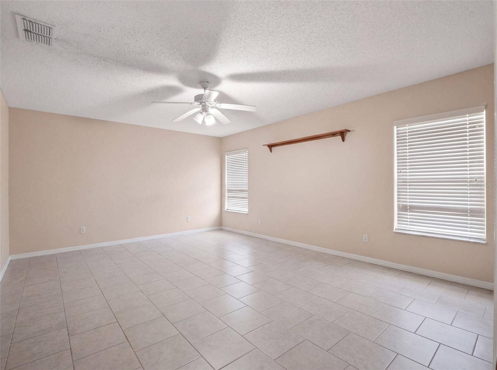 8014 CARDINAL WINDS LANE, Mascotte, FL 34753 8014 CARDINAL WINDS LANE, Mascotte, FL 34753
