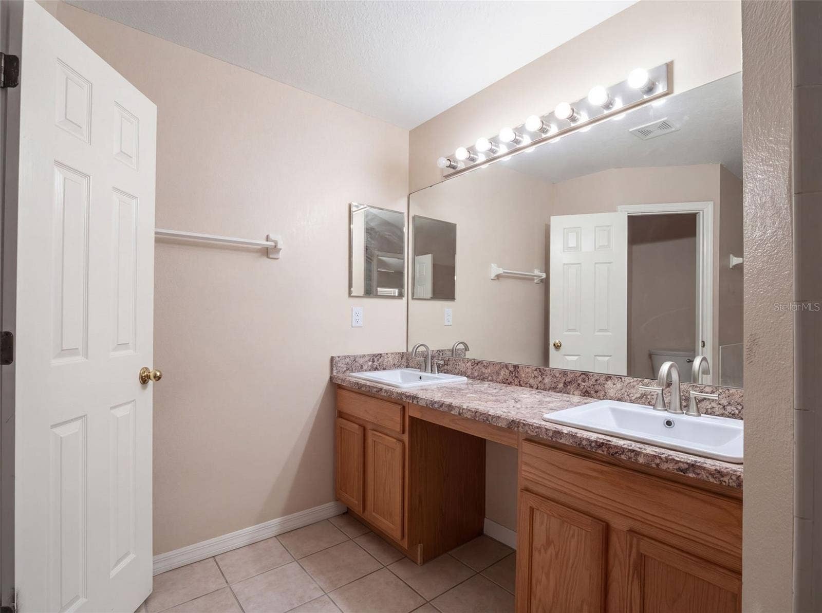 8014 CARDINAL WINDS LANE, Mascotte, FL 34753 8014 CARDINAL WINDS LANE, Mascotte, FL 34753