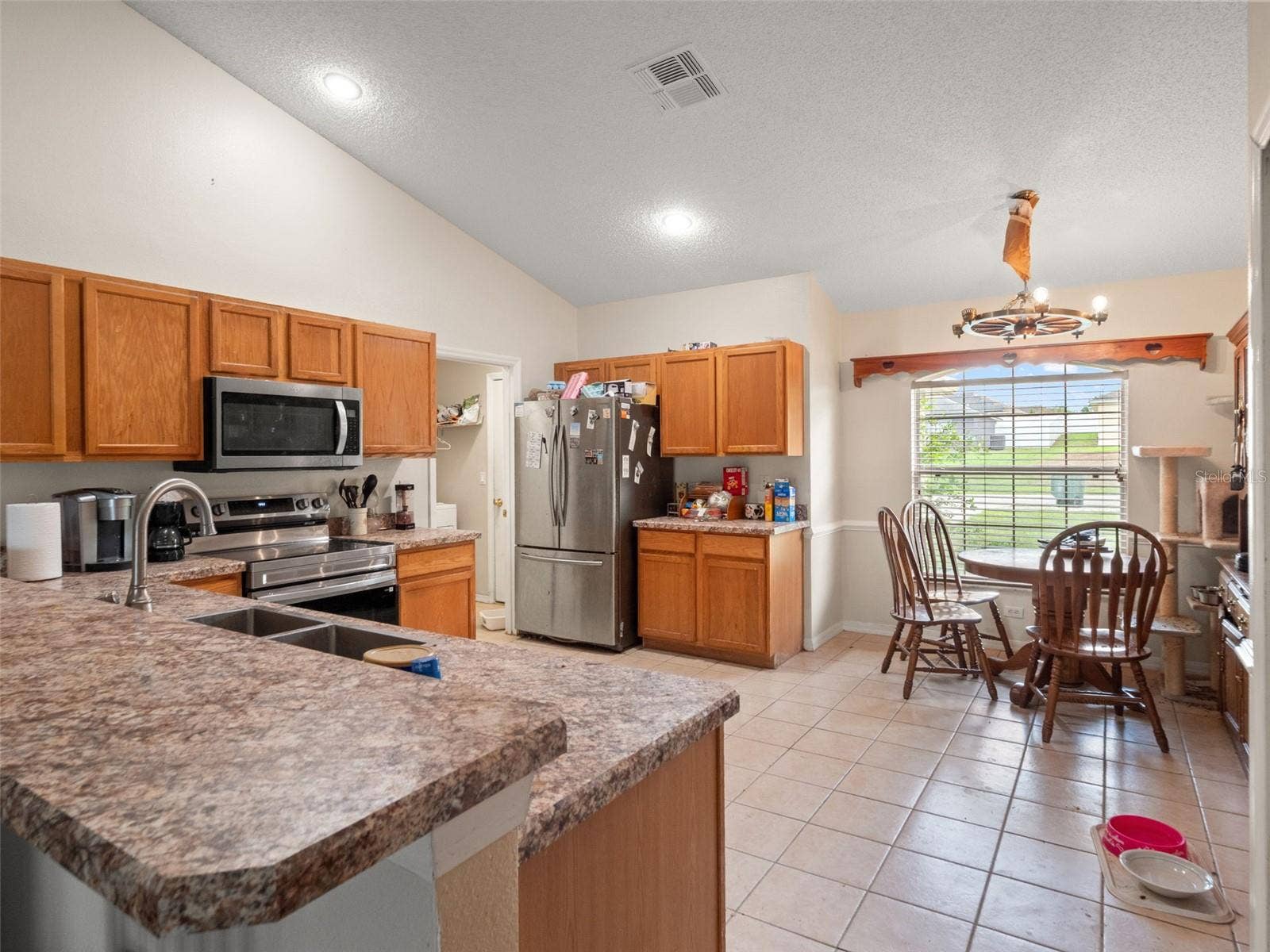 8014 CARDINAL WINDS LANE, Mascotte, FL 34753 8014 CARDINAL WINDS LANE, Mascotte, FL 34753
