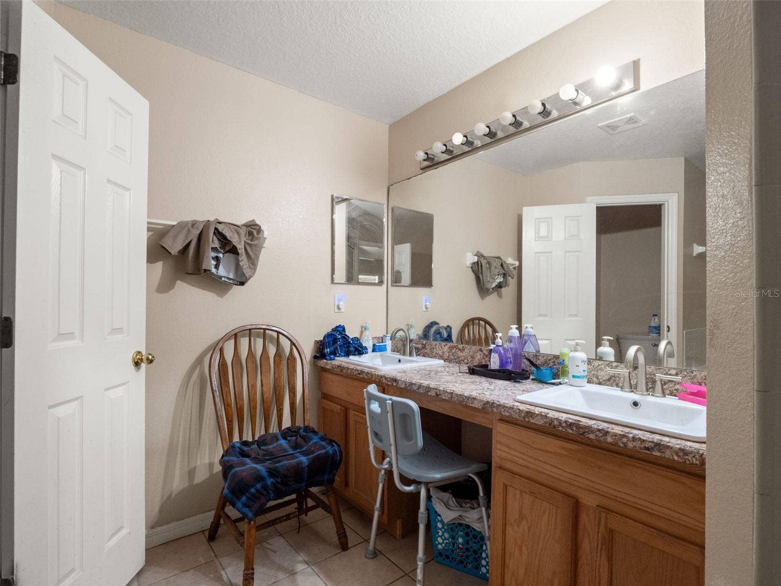 8014 CARDINAL WINDS LANE, Mascotte, FL 34753 8014 CARDINAL WINDS LANE, Mascotte, FL 34753