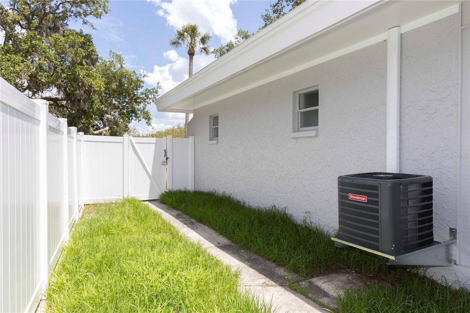 5303 SEA FOREST DRIVE, New Port Richey, FL 34652 5303 SEA FOREST DRIVE, New Port Richey, FL 34652