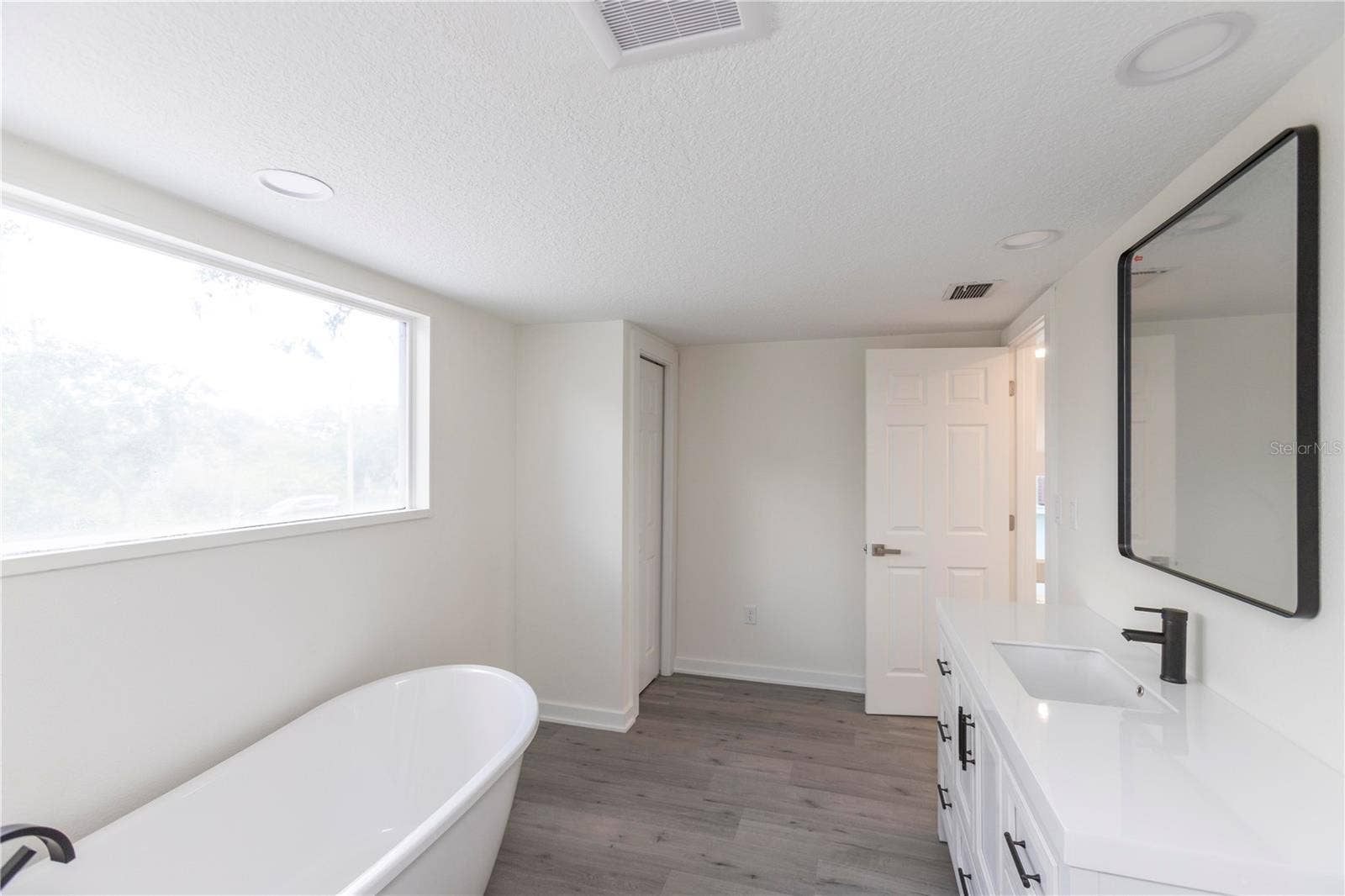 5303 SEA FOREST DRIVE, New Port Richey, FL 34652 5303 SEA FOREST DRIVE, New Port Richey, FL 34652